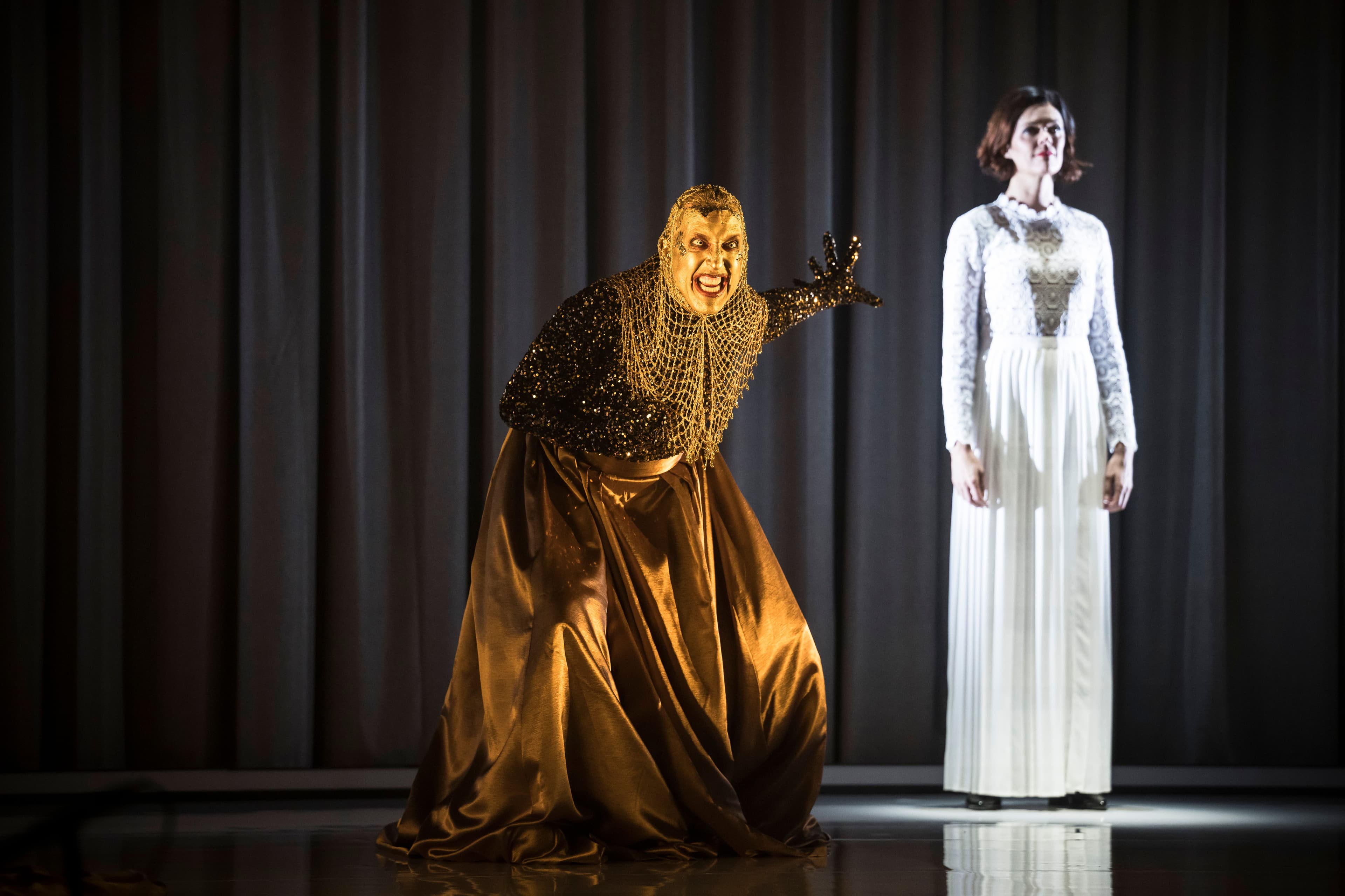Kanen Breen as the sorceress Valda wilson as Dido for Picnhgut Opera at City Recital Hall